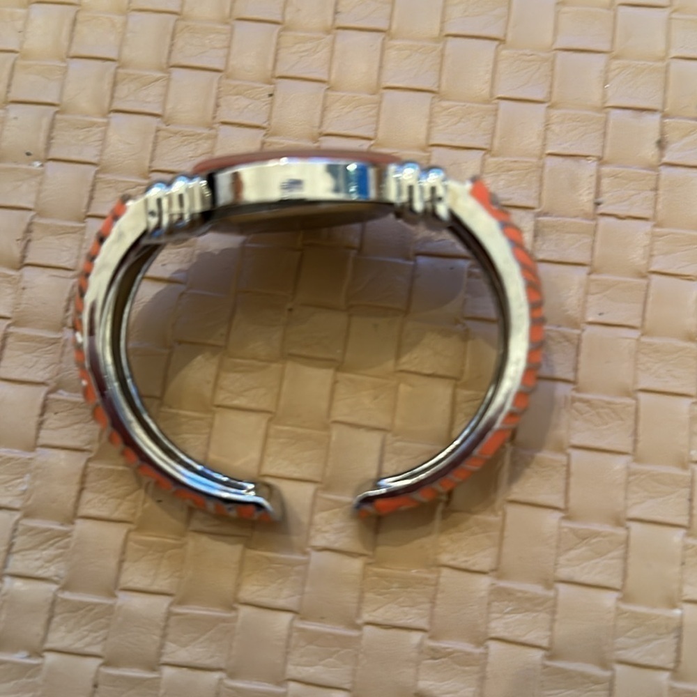 Colorful animal print quartz cuff watch - Picture 3 of 5